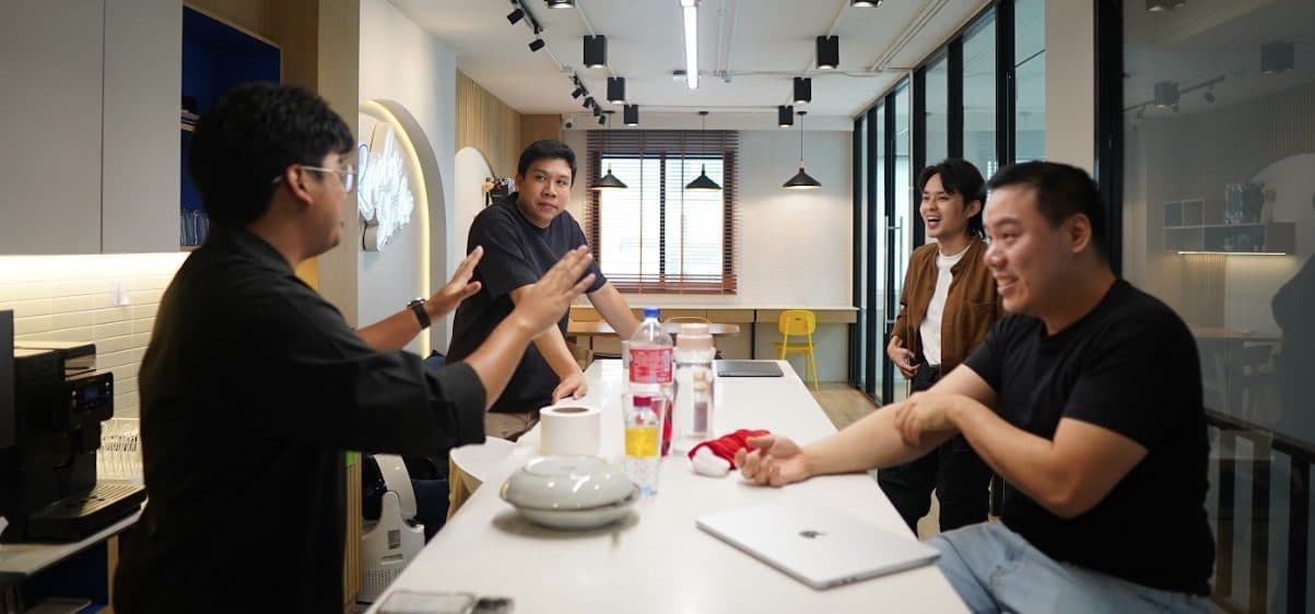 A Ripples account team in a planning meeting