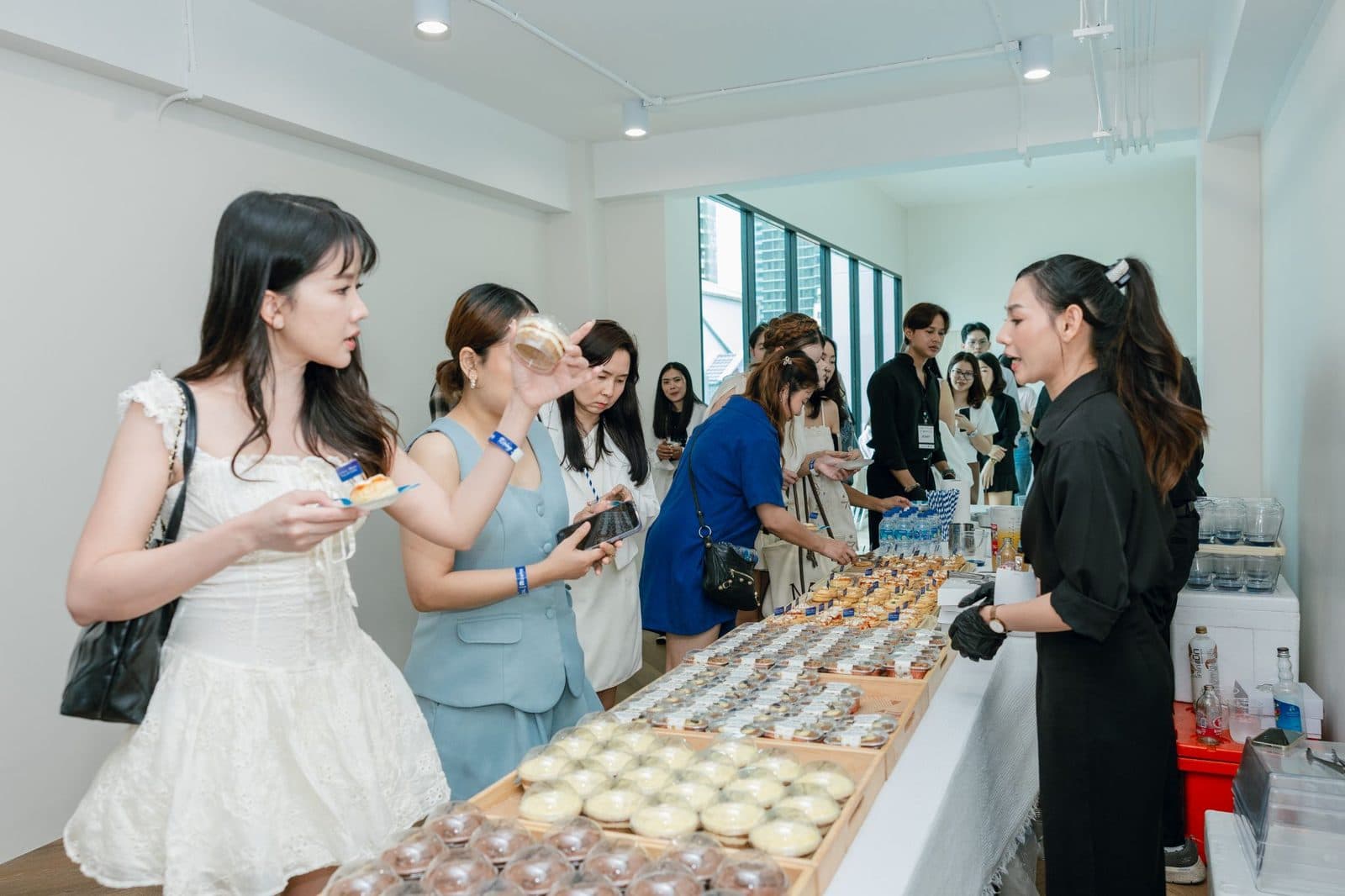 Creators at the welcome table of the Rising Star Academy